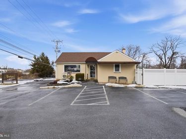 1117 SMITHBRIDGE ROAD, GLEN MILLS, PA 19342