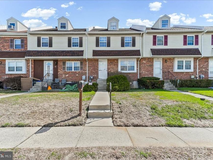 15 Colonial Circle, Aston, PA 19014 Main Photo