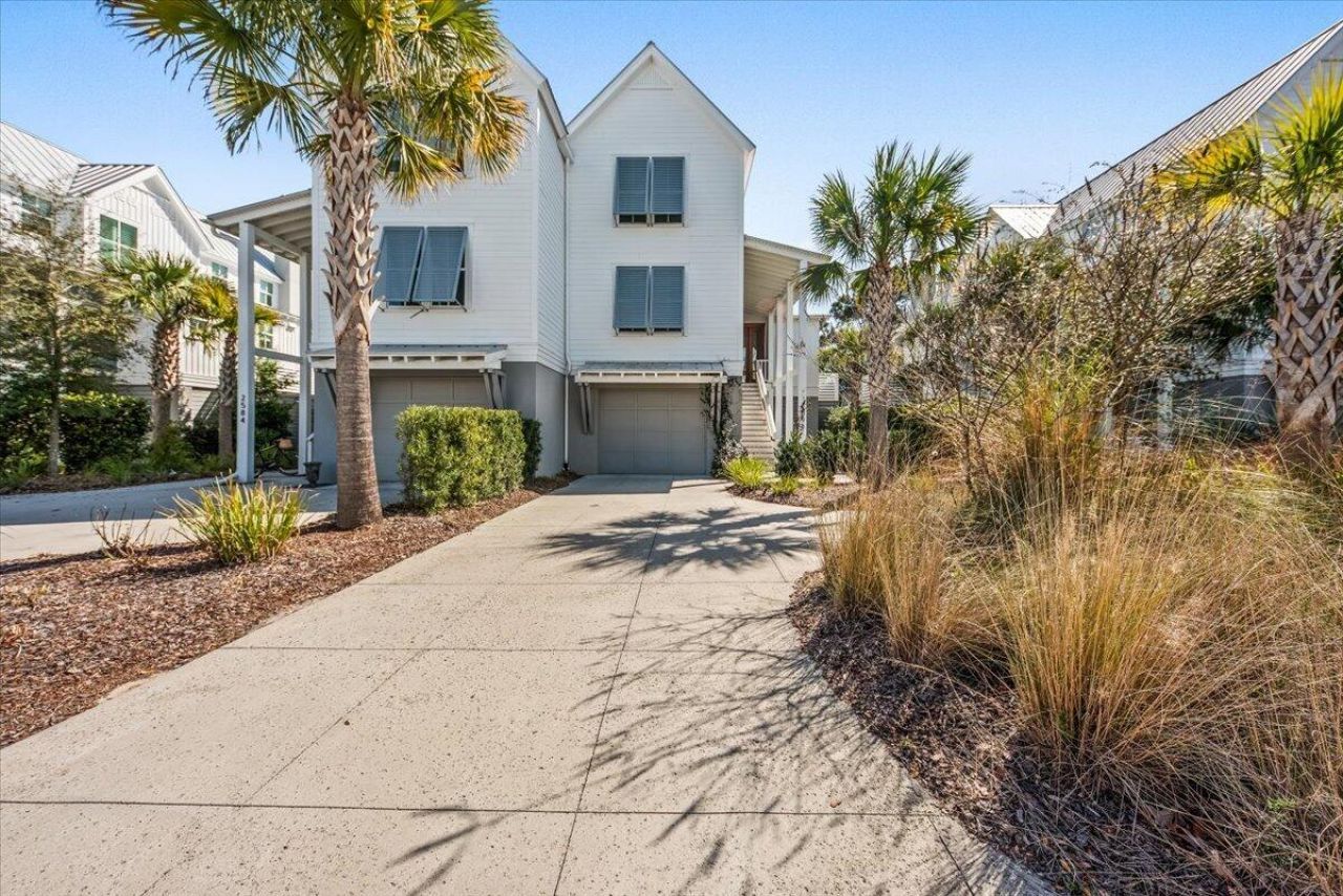 2586 Helmsman Road Photo 1