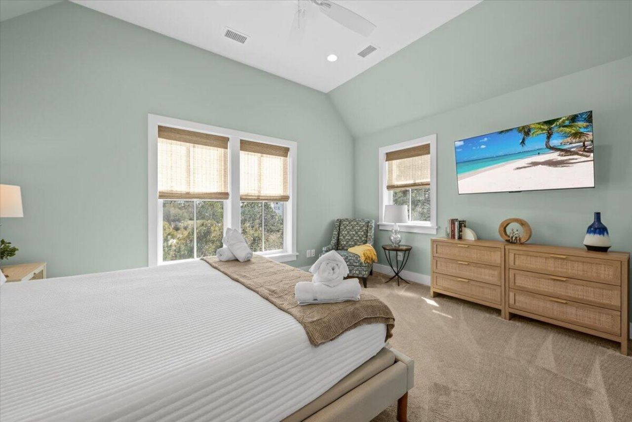 2586 Helmsman Road Photo 24