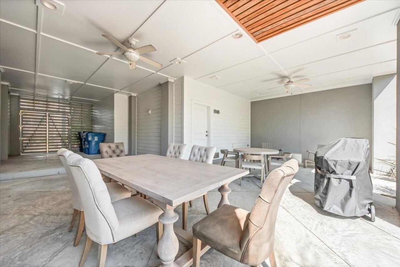2586 Helmsman Road Photo 30