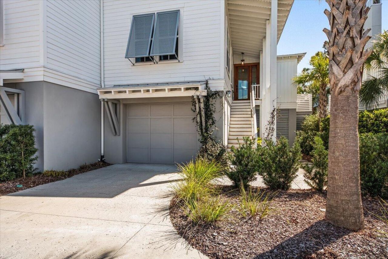 2586 Helmsman Road Photo 32