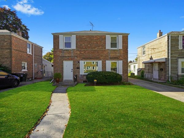 1714 N 73rd Court, Elmwood Park, IL 60707