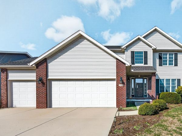 2968 Wolf Creek Lane, Normal, IL 61761