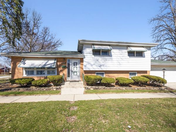 14455 Kedvale Avenue, Midlothian, IL 60445