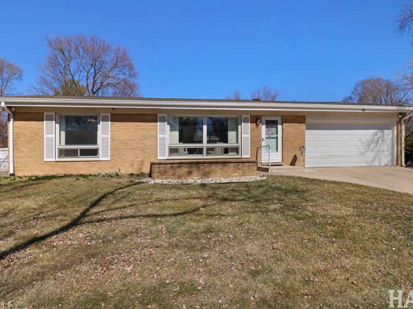 86 Mariposa Avenue, Waukegan, IL 60087