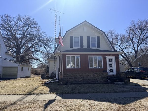 503 E Main Street , Morrison, IL 61270