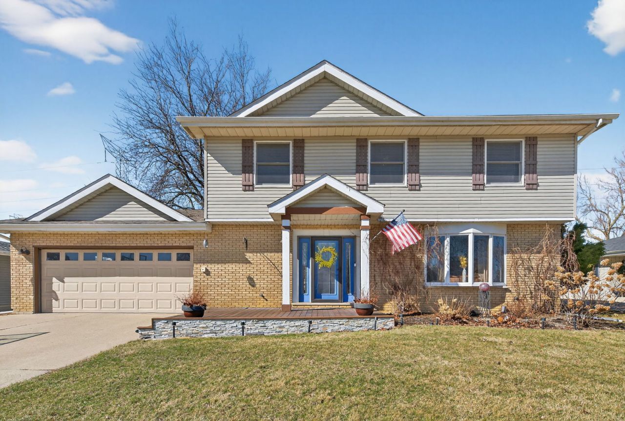 2117 Leness Lane, Crest Hill, IL 60403 Main Photo