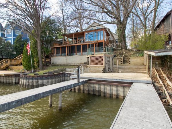 25289 White Owl Lane, Hudson, IL 61748