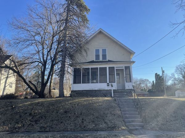 3116 11TH Avenue, Moline, IL 61265