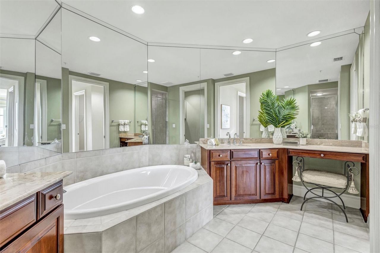 140 Riviera Dunes Way, Unit 701, Palmetto, FL 34221 Photo