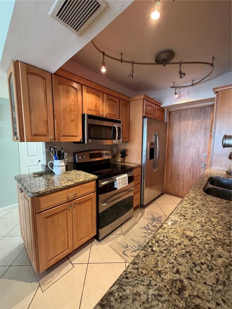 3806 Gulf Of Mexico Drive, Unit C211, Longboat Key, FL 34228 Photo