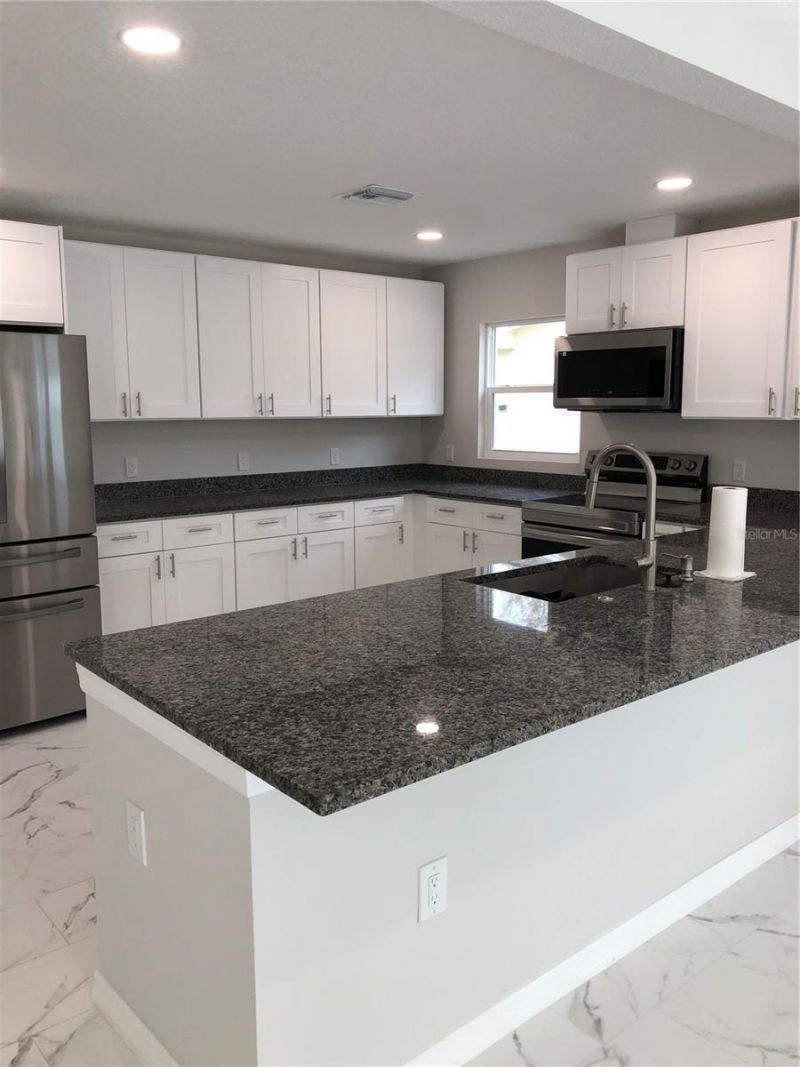 345 Parkland Avenue, Sarasota, FL 34232 Photo