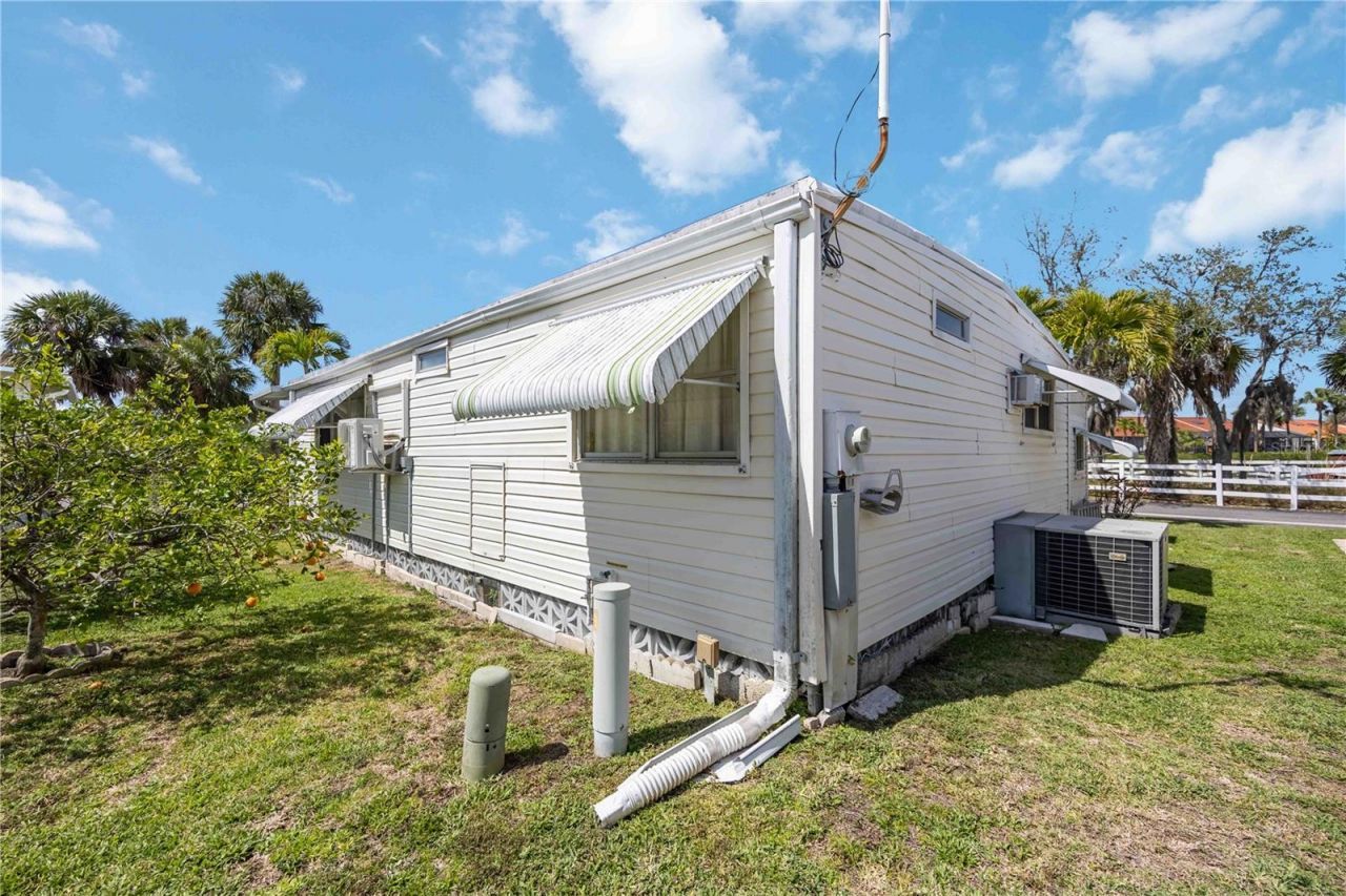 10303 Burnt Store Road , Unit 221, Punta Gorda, FL 33950 Photo