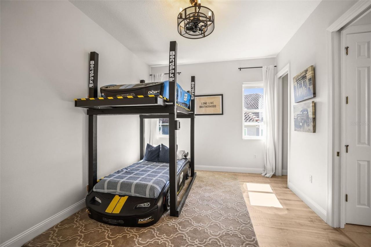 207 Manatee Lane, Tarpon Springs, FL 34689 Photo