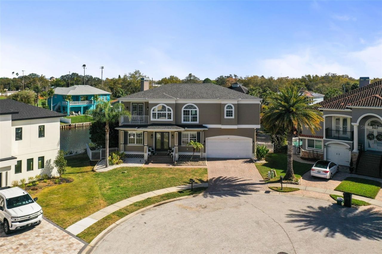 207 Manatee Lane, Tarpon Springs, FL 34689 Photo