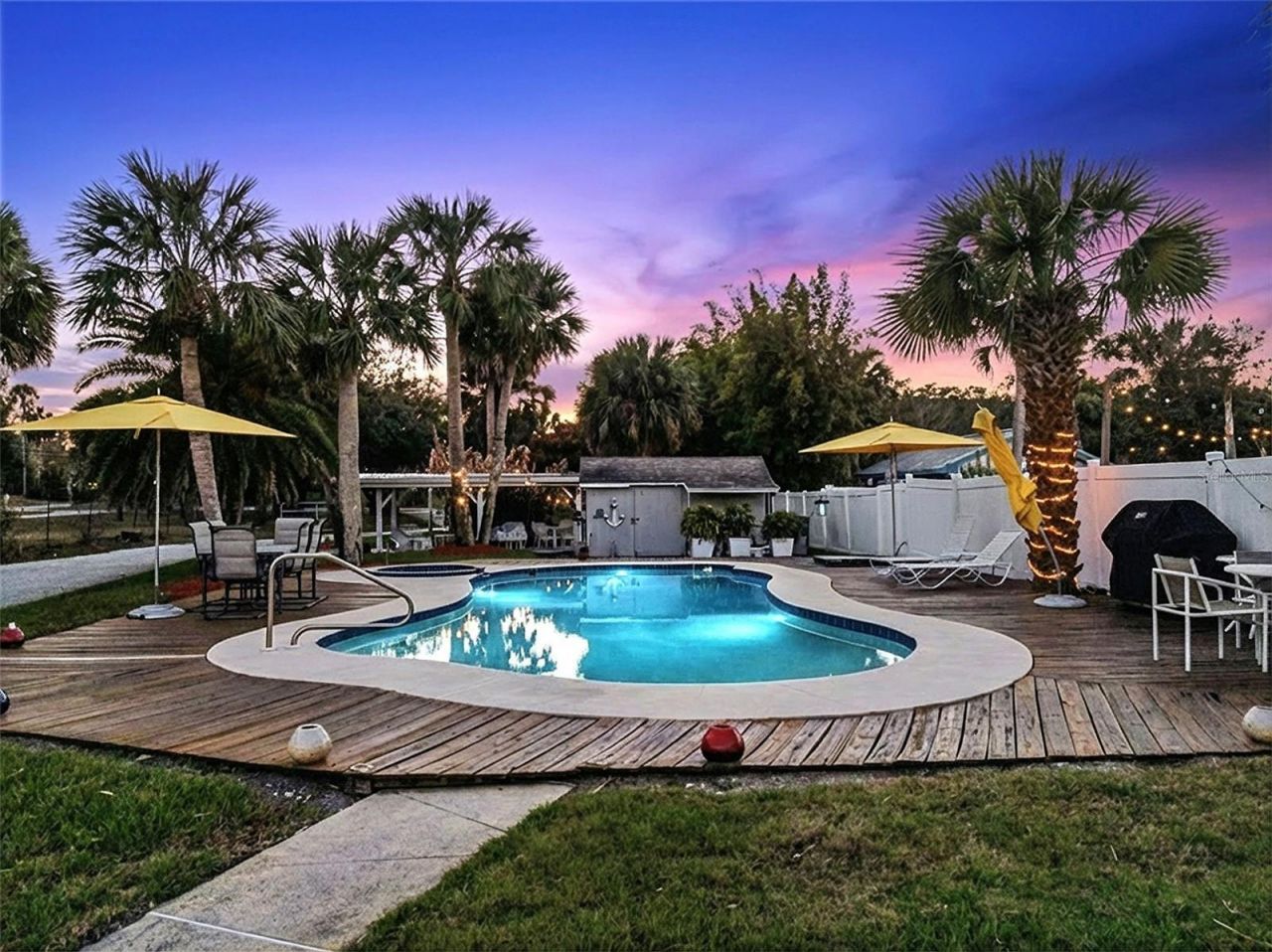 1703 S Riverside Drive, New Smyrna Beach, FL 32168 Photo