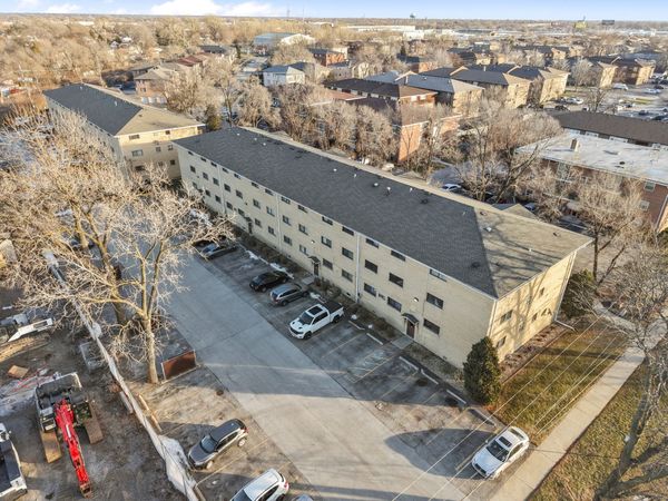 9645 S Harlem Avenue, Unit 1H, Chicago Ridge, IL 60415