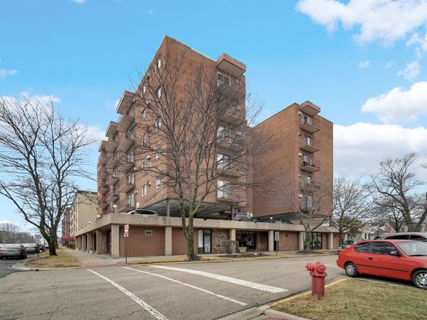 7830 W North Avenue, Unit 308, Elmwood Park, IL 60707