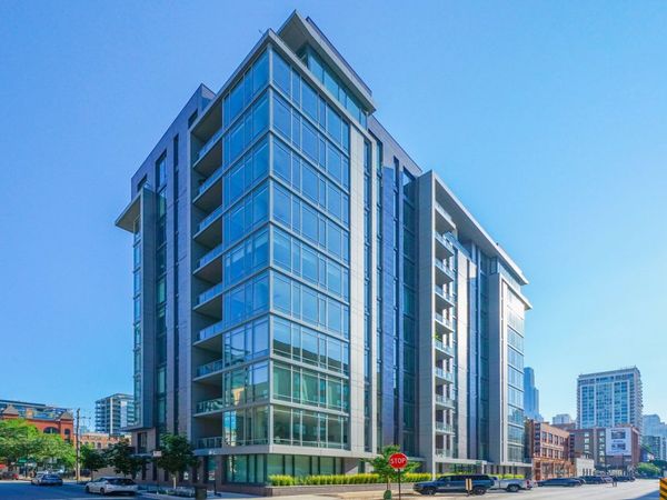 360 W Erie Street, Unit 5A, Chicago, IL 60654