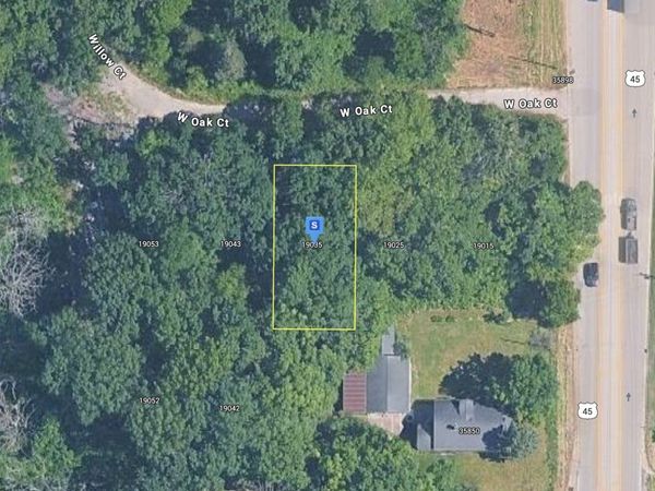 19035 W Oak Court, Lake Villa, IL 60046