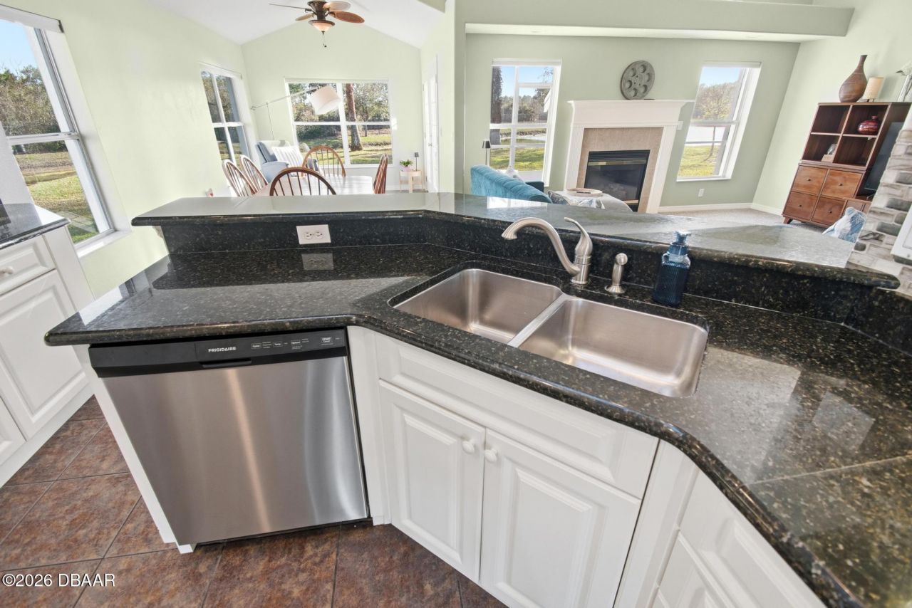 12 S Lakewalk Drive, Palm Coast, FL 32137 Photo