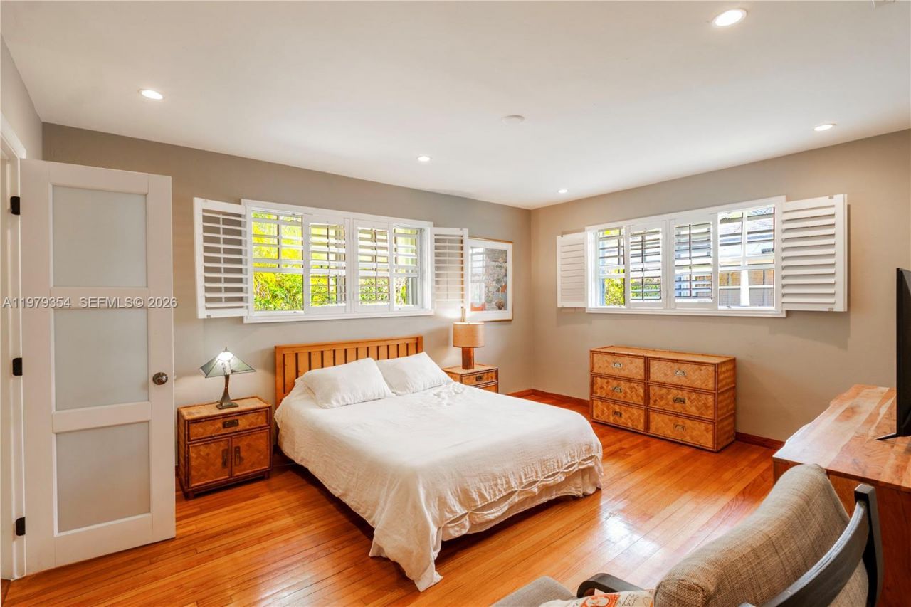 1449 Baracoa Ave , Coral Gables, FL 33146 Photo