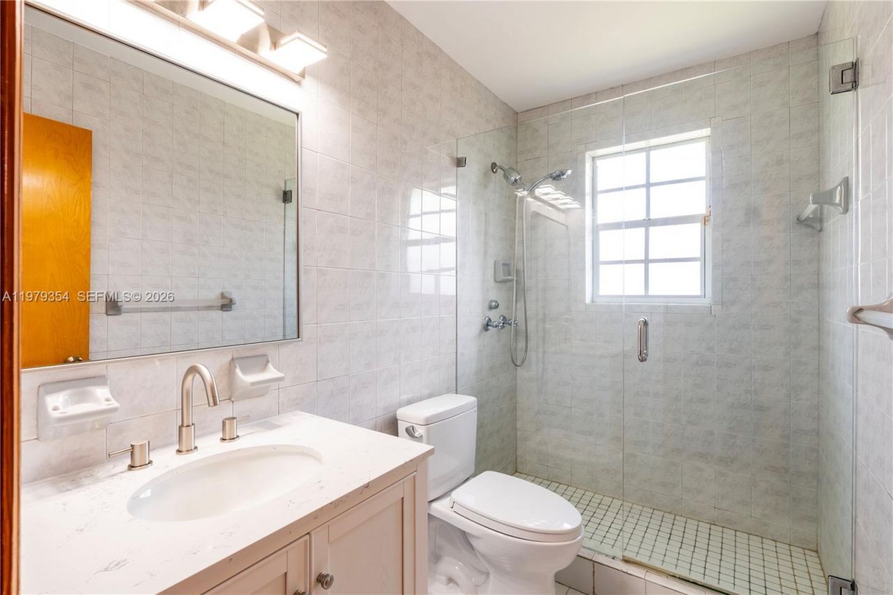 1449 Baracoa Ave , Coral Gables, FL 33146 Photo