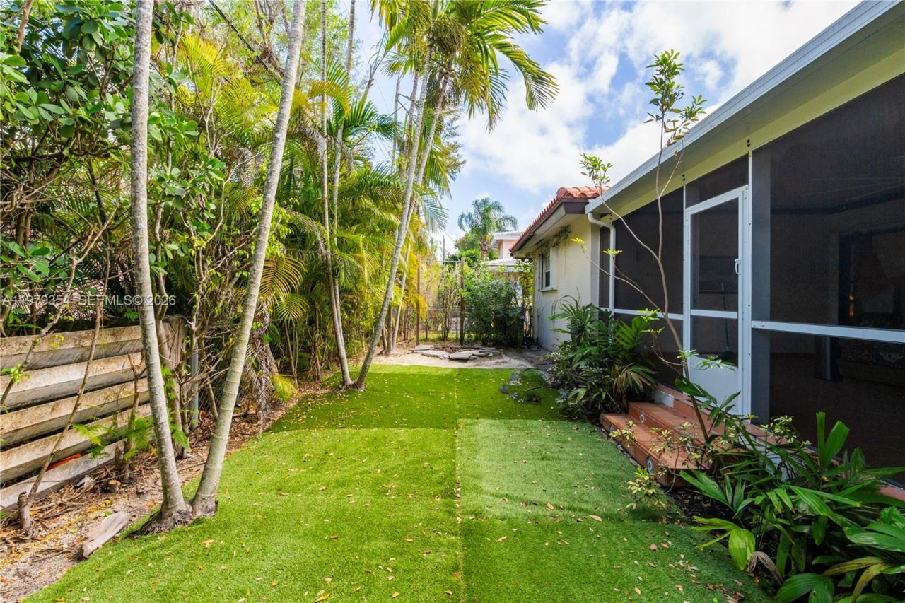 1449 Baracoa Ave , Coral Gables, FL 33146 Photo