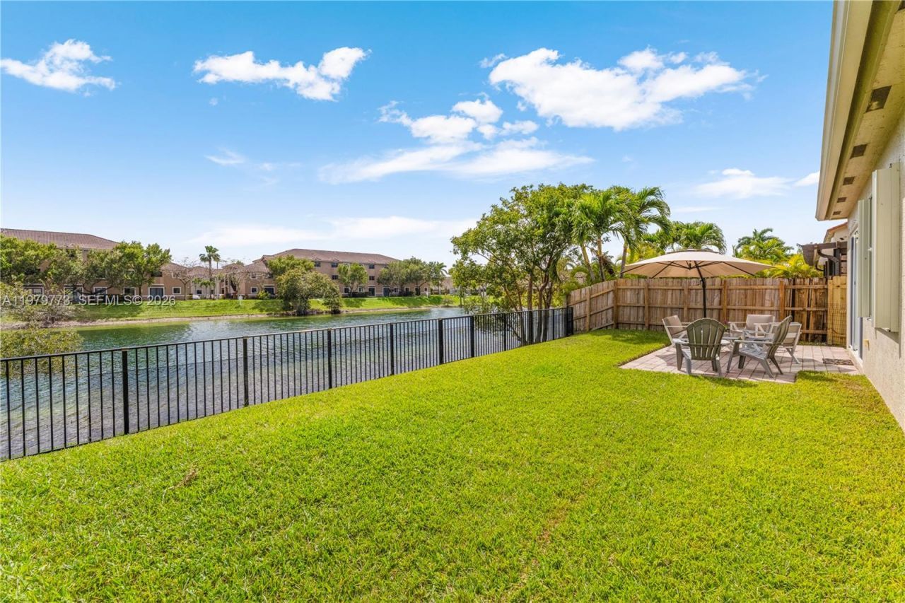 8820 SW 223rd Ter, Cutler Bay, FL 33190 Photo