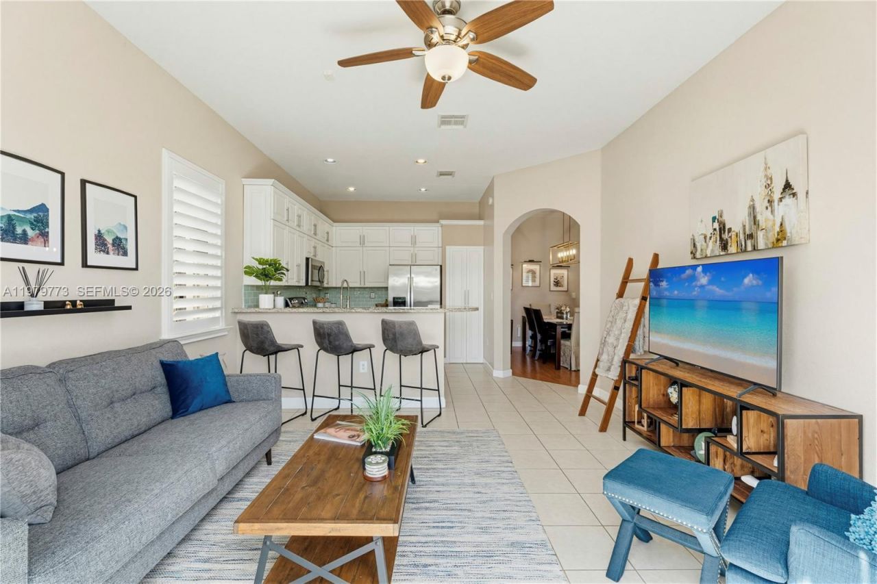 8820 SW 223rd Ter, Cutler Bay, FL 33190 Photo