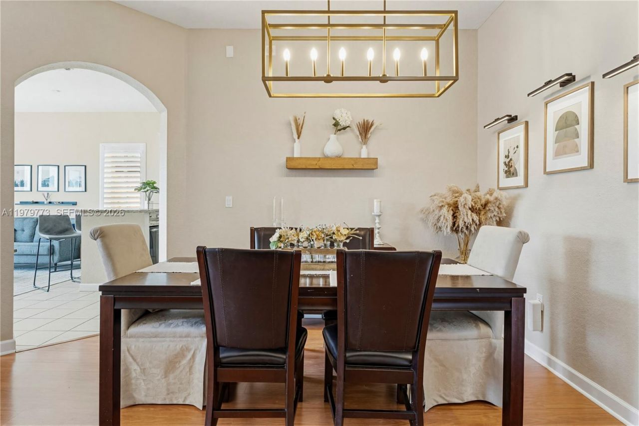 8820 SW 223rd Ter, Cutler Bay, FL 33190 Photo