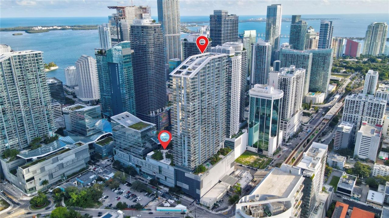 88 SW 7th St, Unit 2706, Miami, FL 33130 Photo