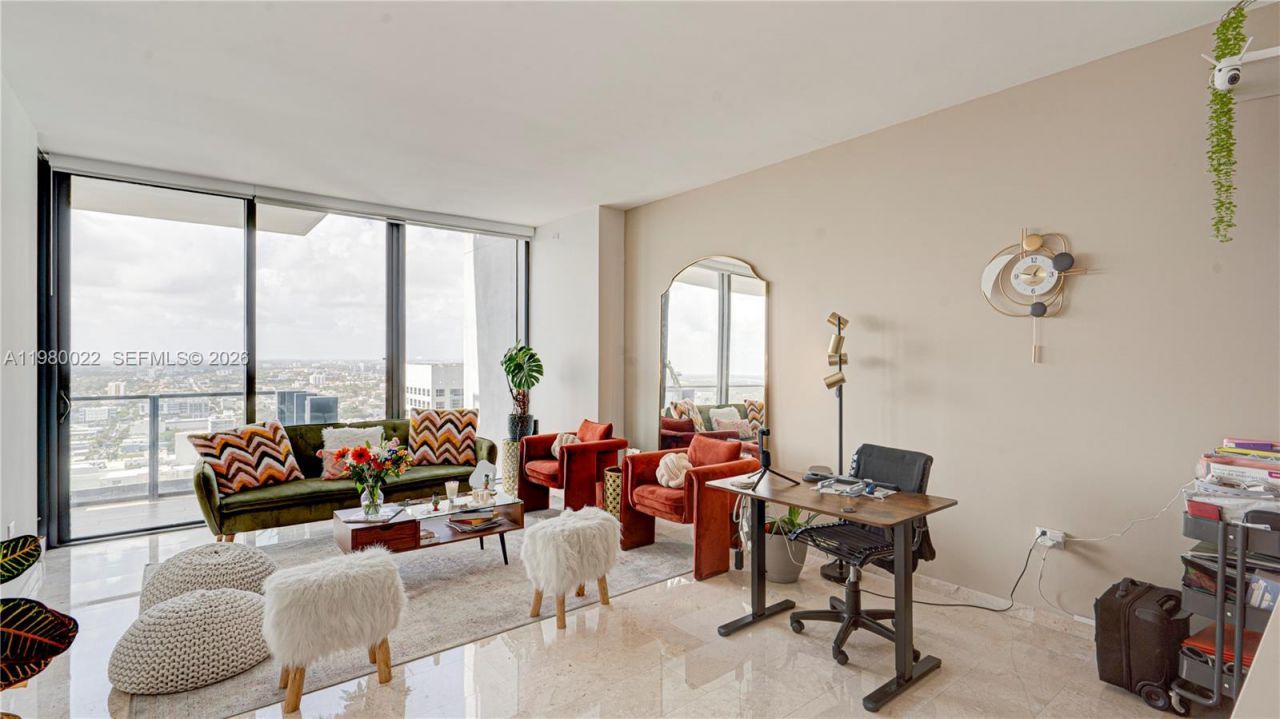 88 SW 7th St, Unit 2706, Miami, FL 33130 Photo