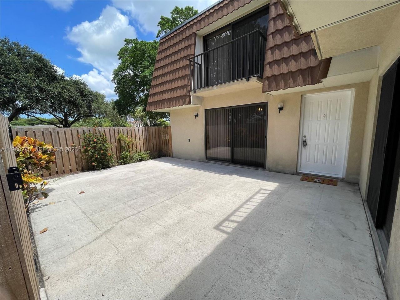 237 Charter Way , Unit 237, West Palm Beach, FL 33407 Photo