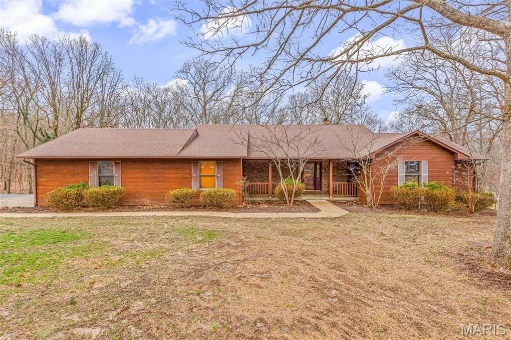 18 Winchester Road, Farmington, MO 63640 Main Photo