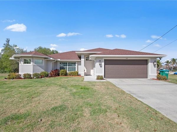126 SE 15th PL , CAPE CORAL, FL 33990