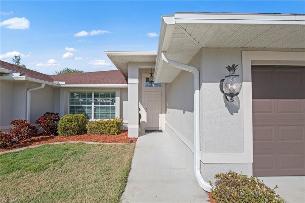 126 SE 15th Pl, Cape Coral, FL 33990 Photo
