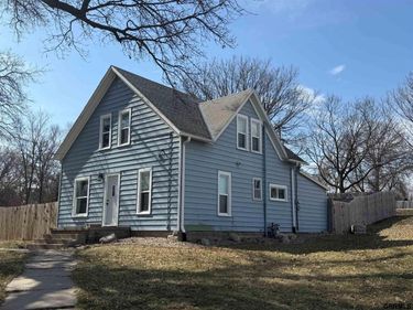 600 Cherry Street , Adams, NE 68301