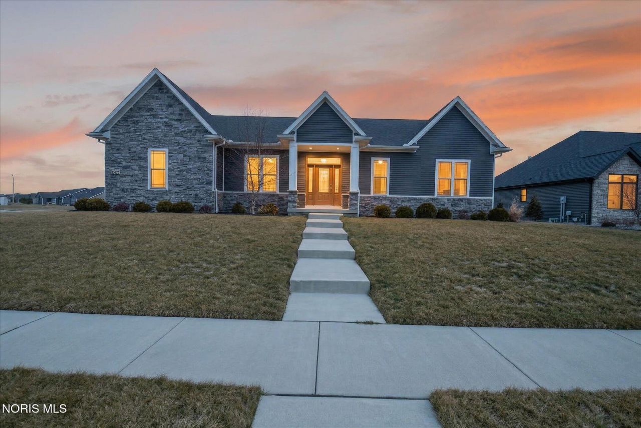 15573 John F Mccarthy Way, Perrysburg, OH 43551 Main Photo