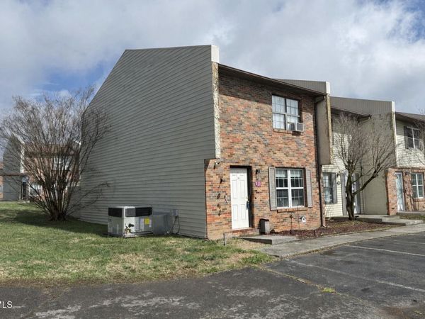 111 Northwinds Drive, Unit 111, Bristol, VA 24201