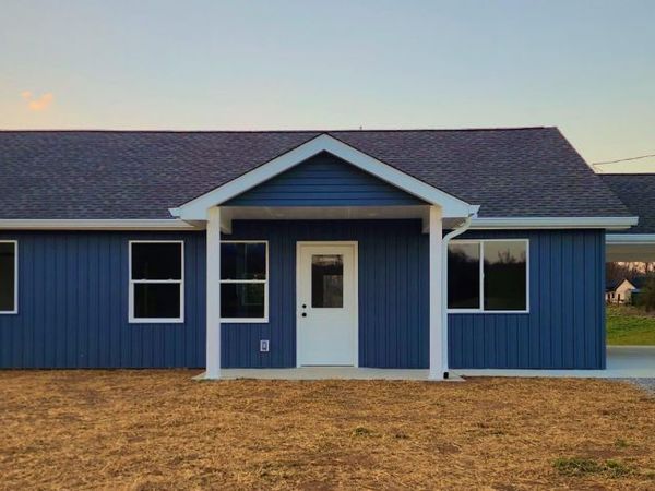 116 Bill Storie Road , Byrdstown, TN 38549