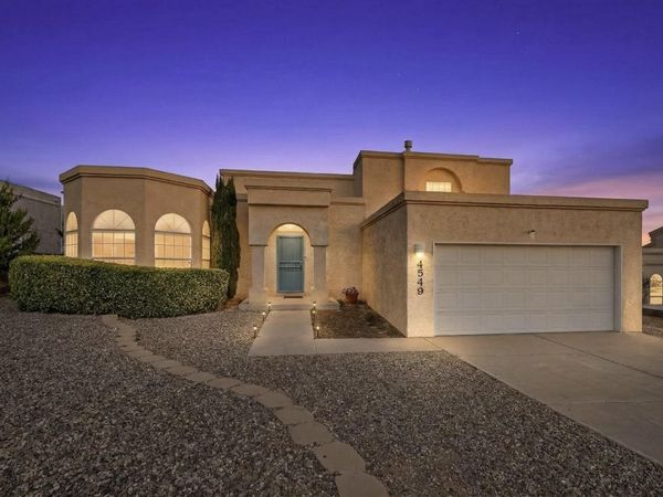 4549 Greene Avenue NW, Albuquerque, NM 87114