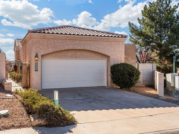 4509 Miramar Drive NW, Albuquerque, NM 87114