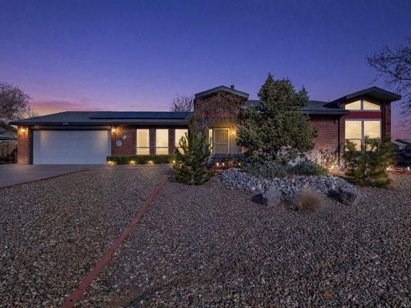 1745 Savannah Drive NE, Rio Rancho, NM 87144