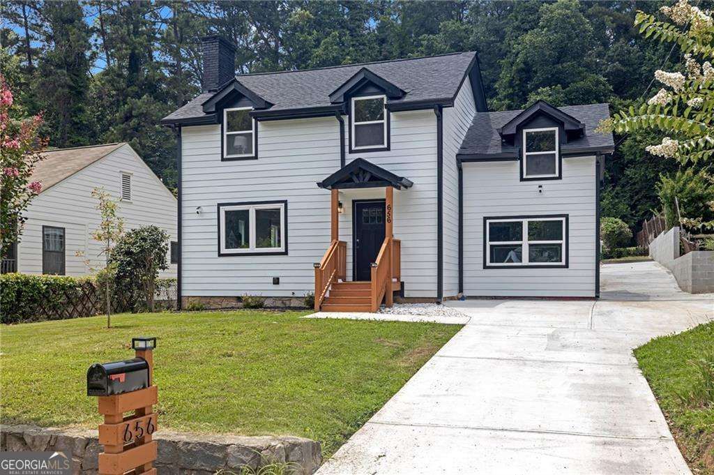 656 S Elizabeth Place Nw, Atlanta, GA 30318 Main Photo