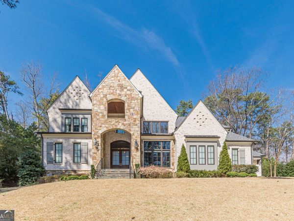 1104 Roxboro Drive NE, Atlanta, GA 30324