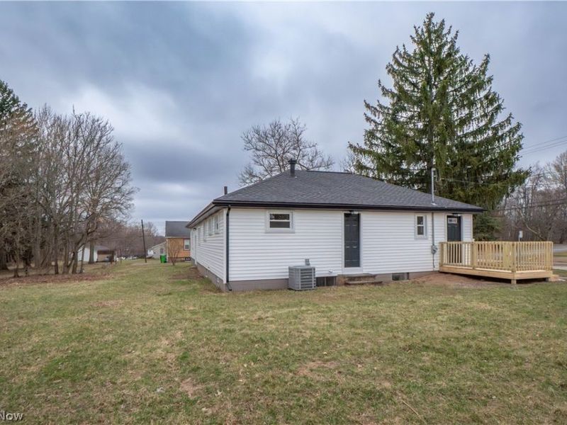 398 Snyder Avenue , Barberton, OH 44203 Photo 29