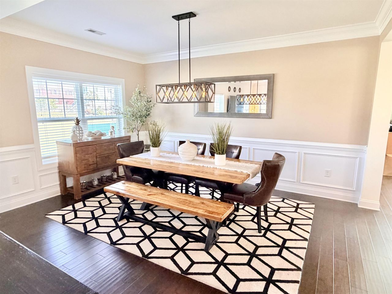 504 Saint Julian Ln. Photo 10