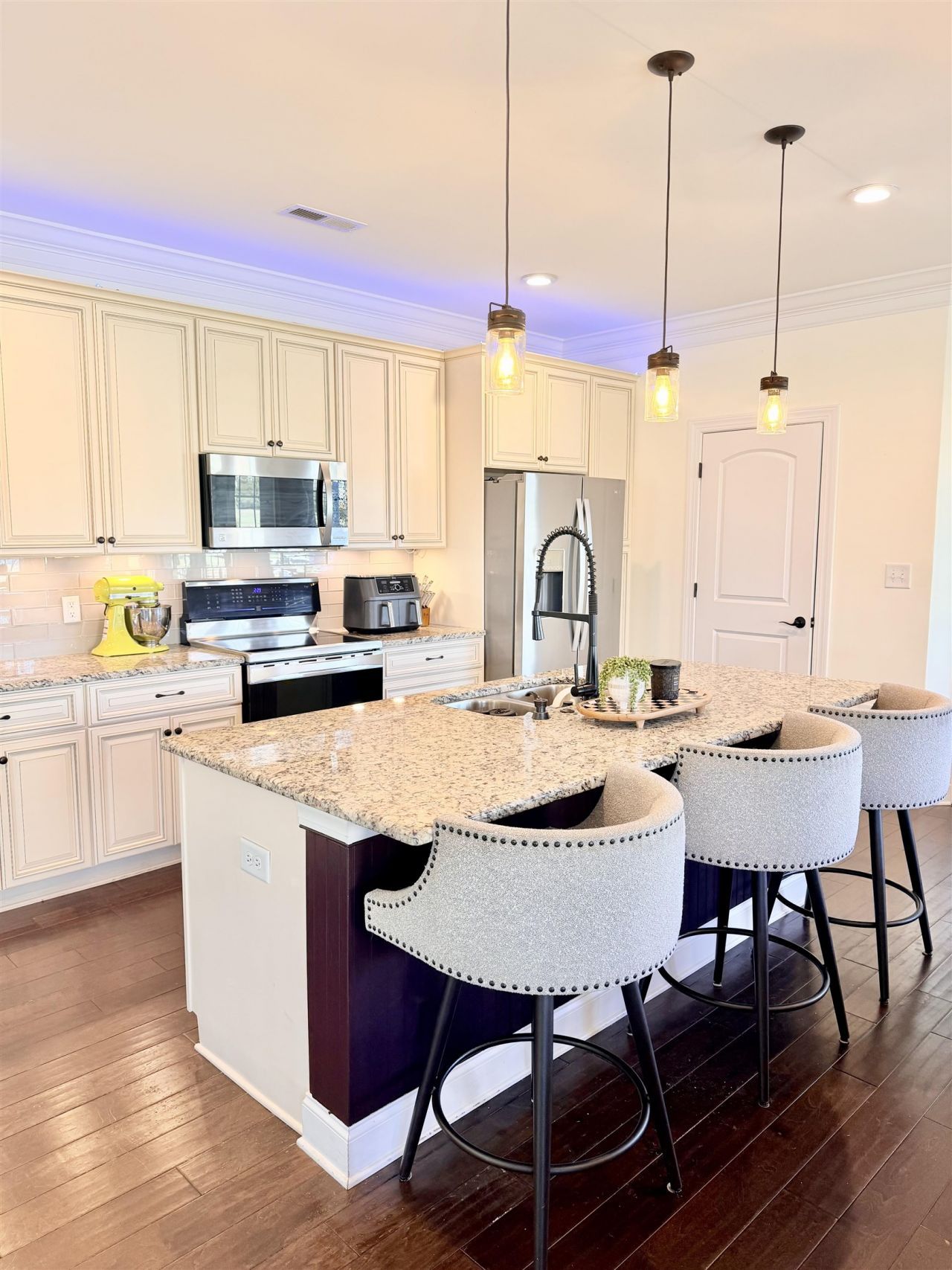 504 Saint Julian Ln. Photo 10